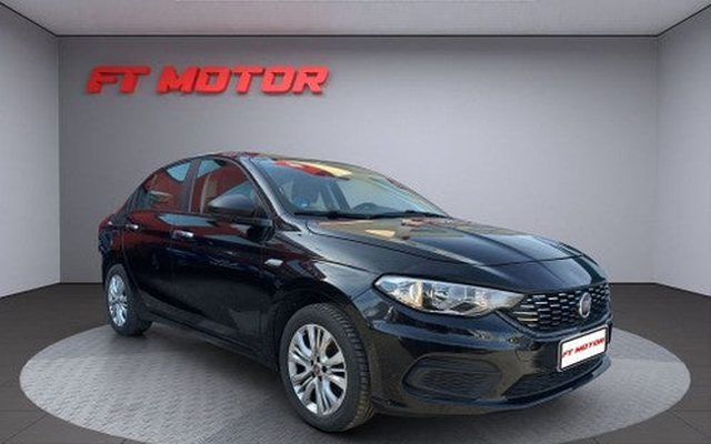FIAT Tipo 1.4 T-Jet Lounge