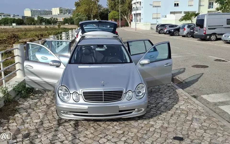 Mercedes-Benz E 220 CDi Avantgarde