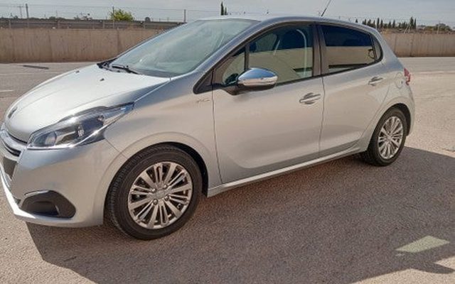 PEUGEOT 208 1.6BlueHDi Like 75
