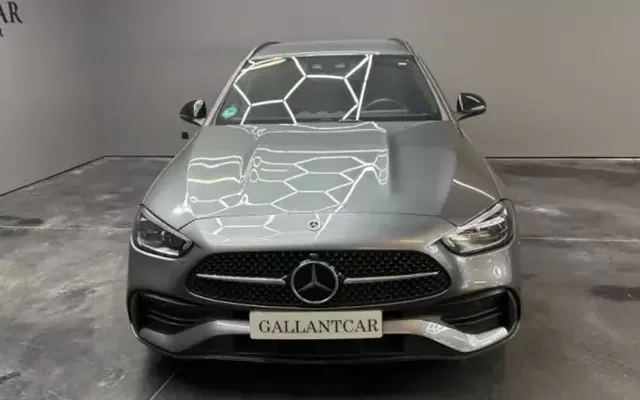 Mercedes-Benz C 300e 2023 T AMG Line