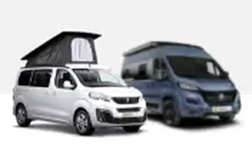 Peugeot 2008 GT Hybrid 145 hp e-DSC6 Zéro km immatriculé
