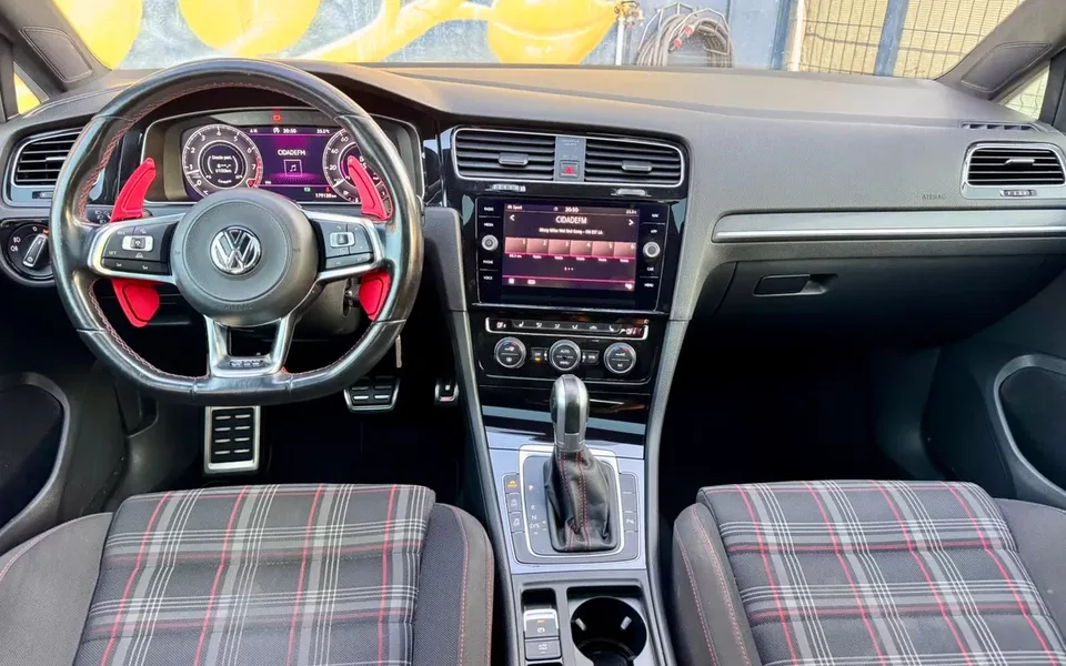 VW Golf GTI 2.0 TSI OPF DSG Performance