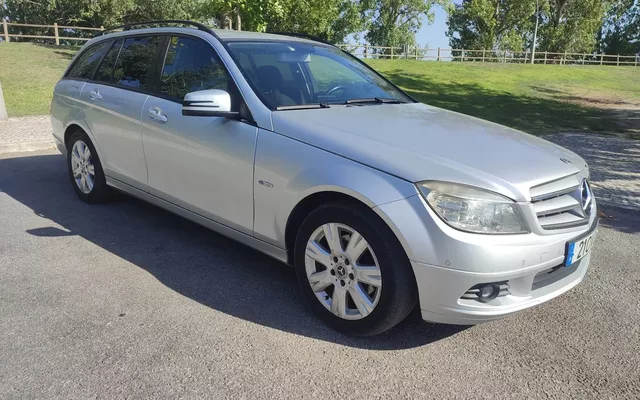 Mercedes-Benz C 220 Station CDI DPF (BlueEFFICIENCY) Elegance