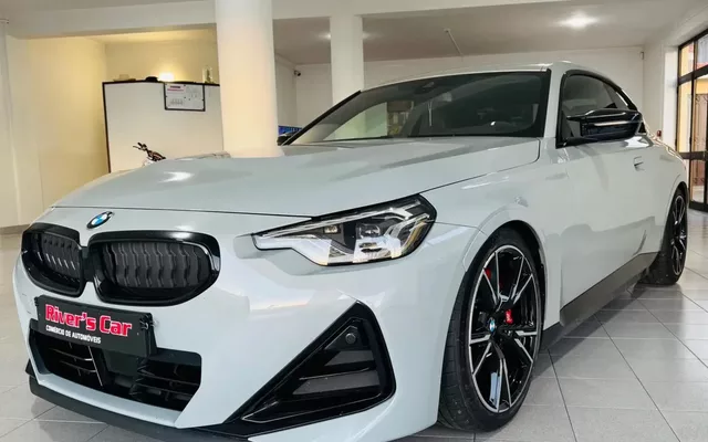 BMW M240i xDrive Auto