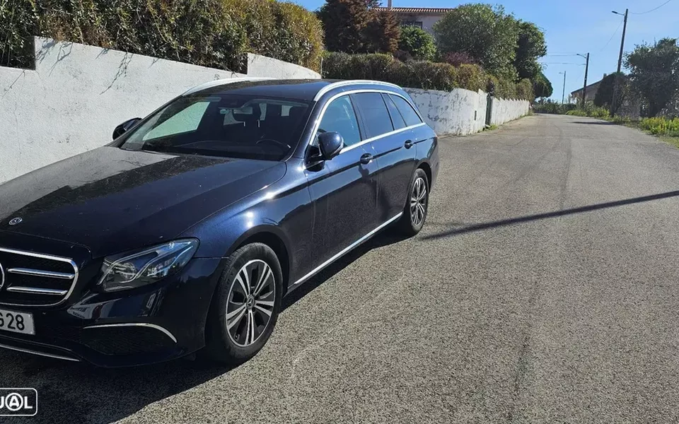 Mercedes-Benz E 220