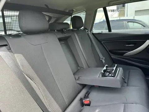 BMW 318 2015 d Aut. Sport Line