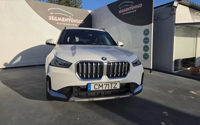 BMW iX1 xDrive30