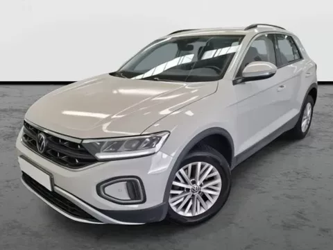 VOLKSWAGEN T-Roc Nuevo Connect 1.0 TSI 81 kW (110CV) SG6 (D113CX22)
