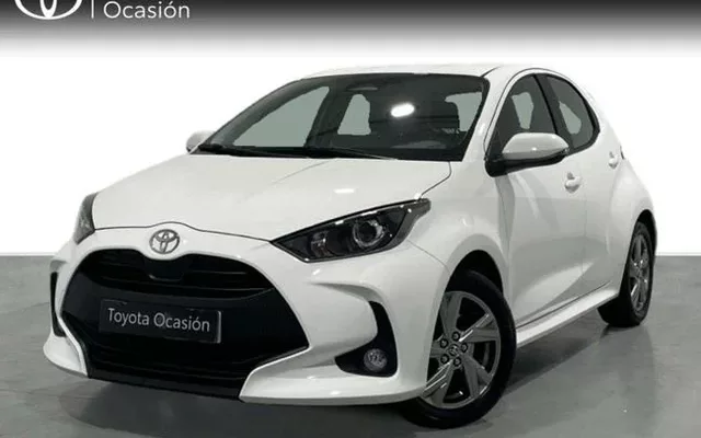 TOYOTA Yaris Yaris 120H 1.5 Active Plus