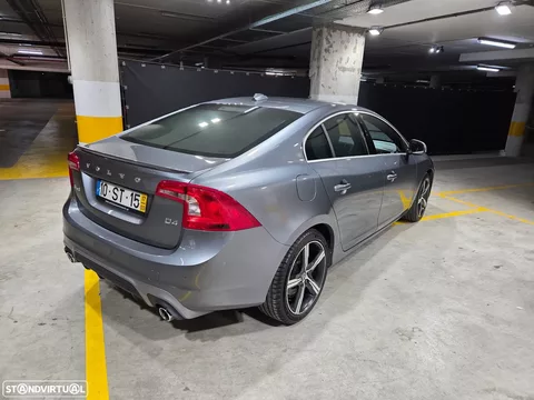 Volvo S60 2.0 D4 R-Design Momentum Geartronic