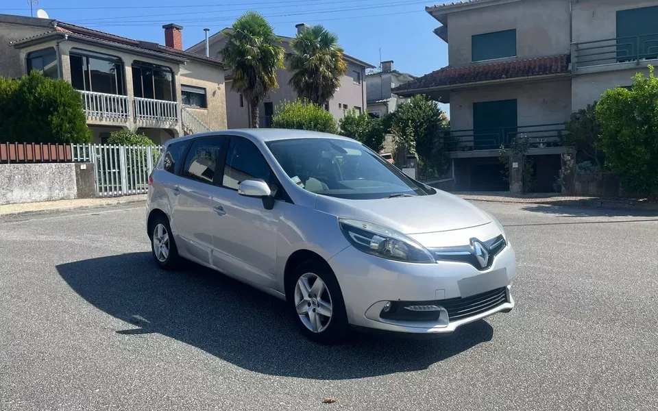 Renault Grand Scénic 1.5 dCi Dynamique S 7L EDC