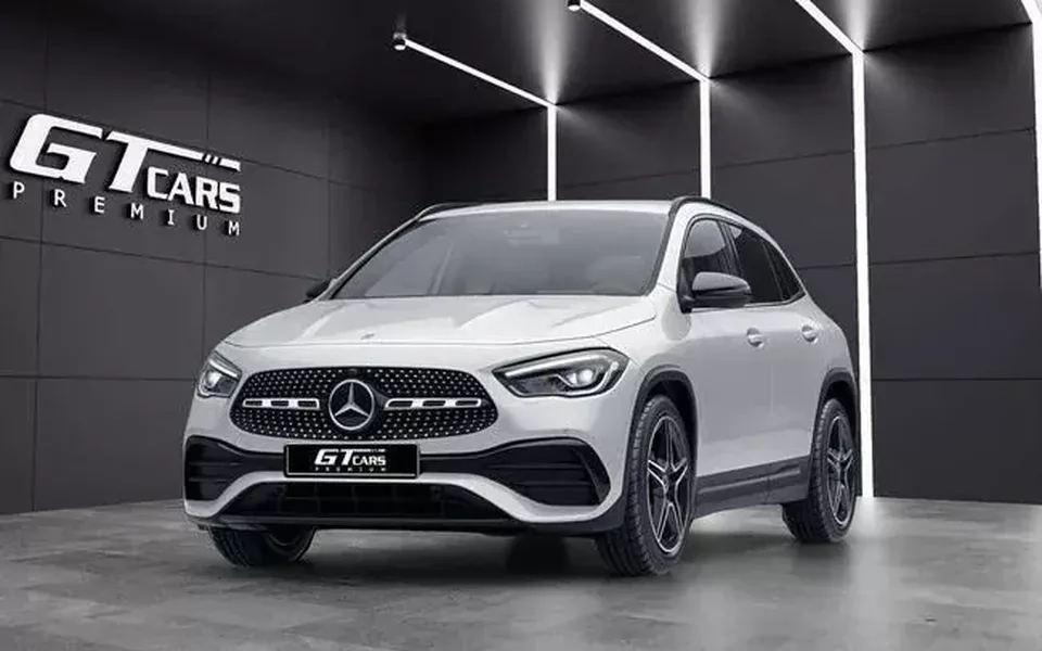 MERCEDES-BENZ Clase GLA 220D AMG 4MATIC