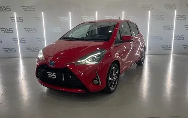 TOYOTA Yaris Yaris 100H 1.5 Active Tech