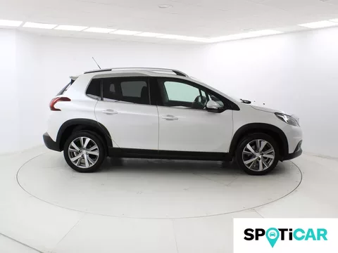 Peugeot 2008 Allure 1.2 PureTech 96KW (130CV)