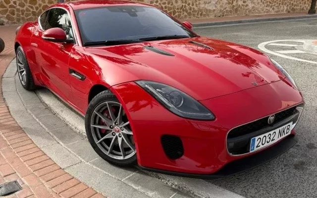 JAGUAR F-Type F-Type Coupé 2.0 I4 R-Dynamic Aut. 300