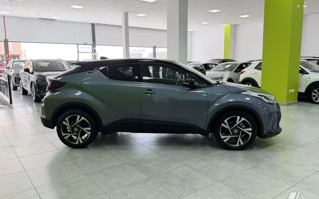 TOYOTA C-HR C-HR 125H Advance