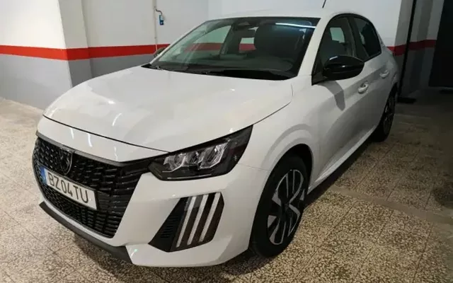 Peugeot e-208 2025 50 kWh Style