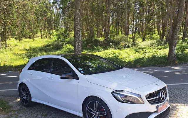 Mercedes-Benz A 180 d AMG Line