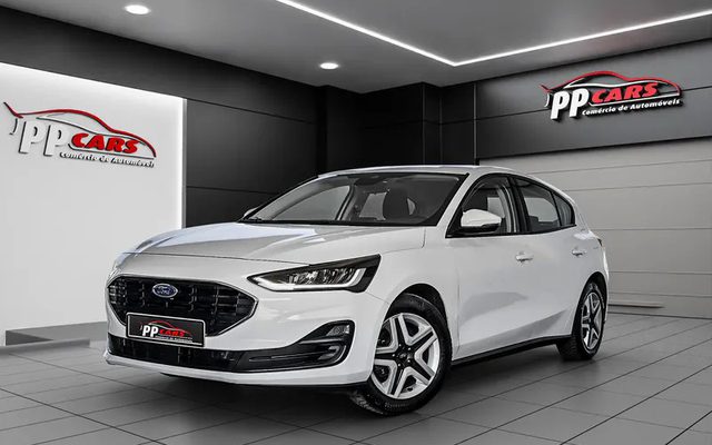 Ford Focus 1.0 EcoBoost MHEV Connected Design