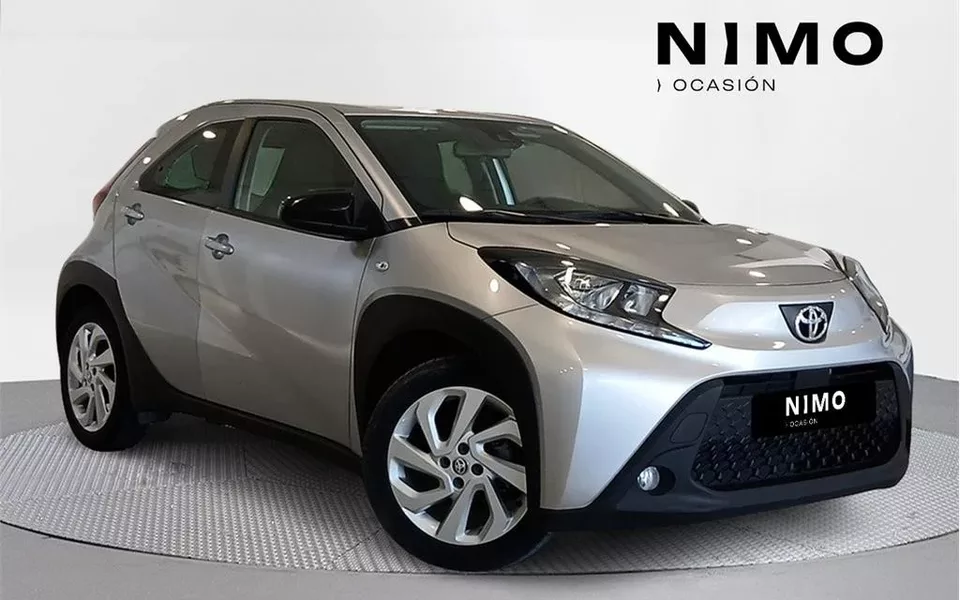 TOYOTA Aygo X Cross AYGO X CROSS 1.0 VVT-I 72CV Play - 14600€ en Huelva