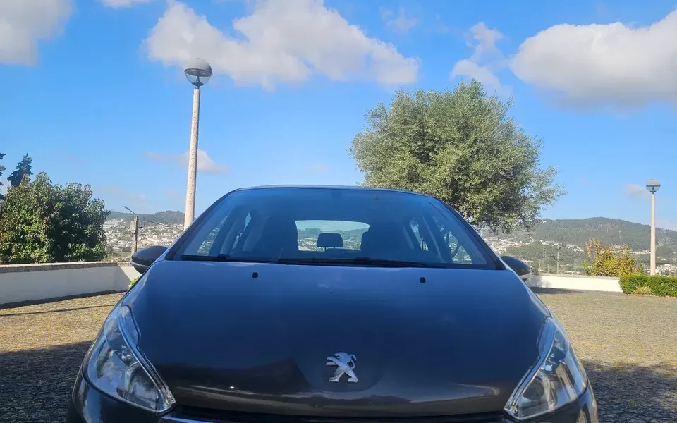 Peugeot 208 BlueHDi 100 Active