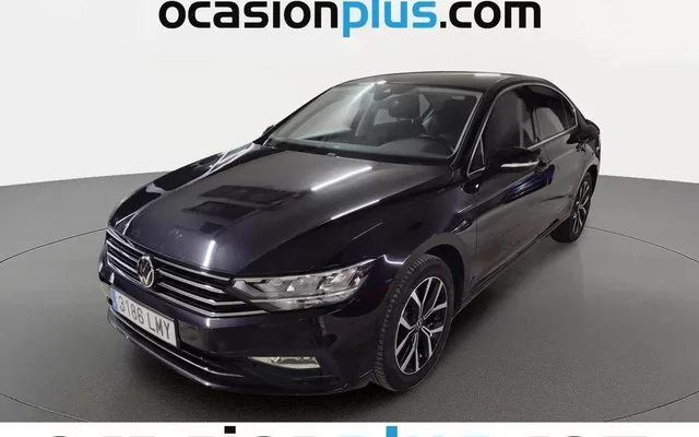 VOLKSWAGEN Passat Passat 1.5 TSI ACT Executive DSG7 110kW