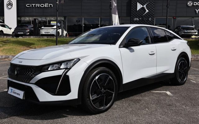 Peugeot 408 Plug-In Hybrid 225 e-EAT8 Allure