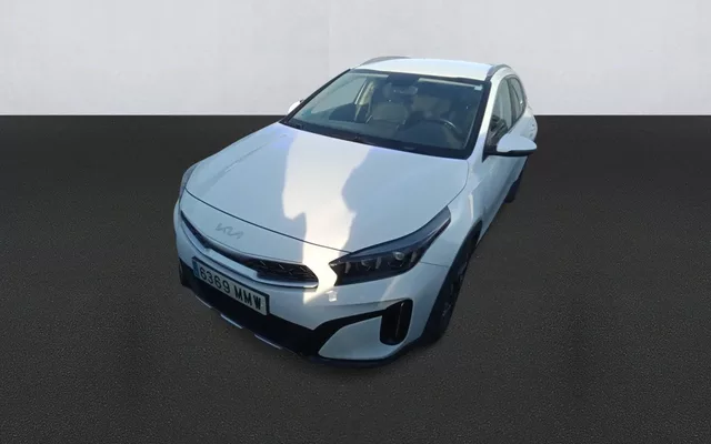 KIA XCeed KIA XCEED 1.6 MHEV Tech 100kW (136CV) DCT - 18690€ en Valladolid