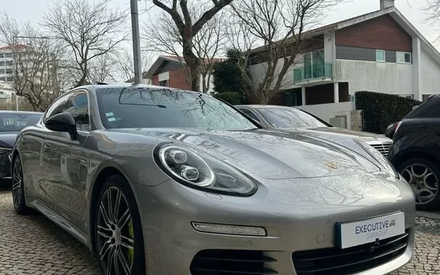 Porsche Panamera S E-Hybrid
