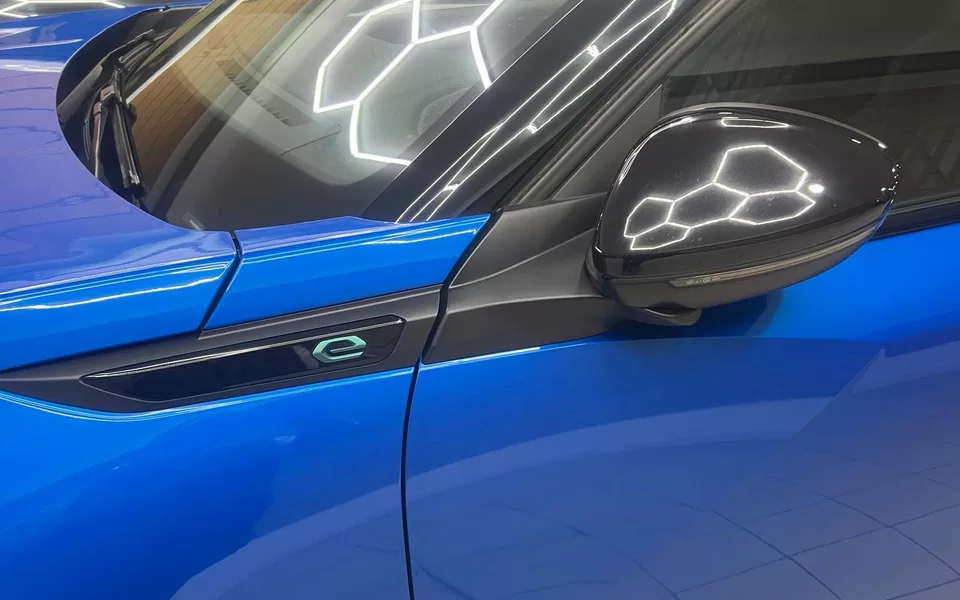 Peugeot e-2008 GT