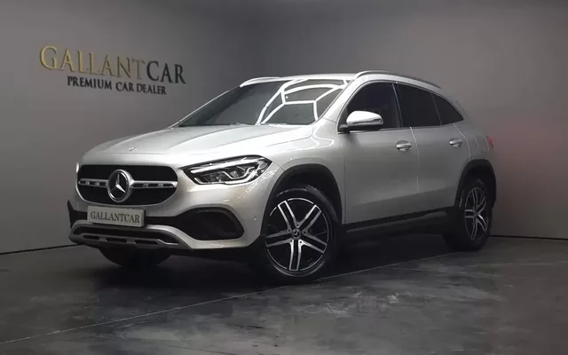 Mercedes-Benz GLA 250 e Progressive