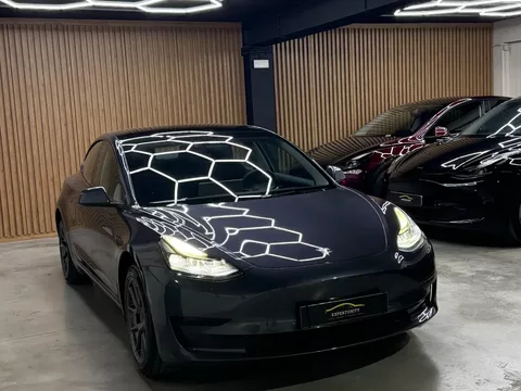 Tesla Model 3 Standard RWD
