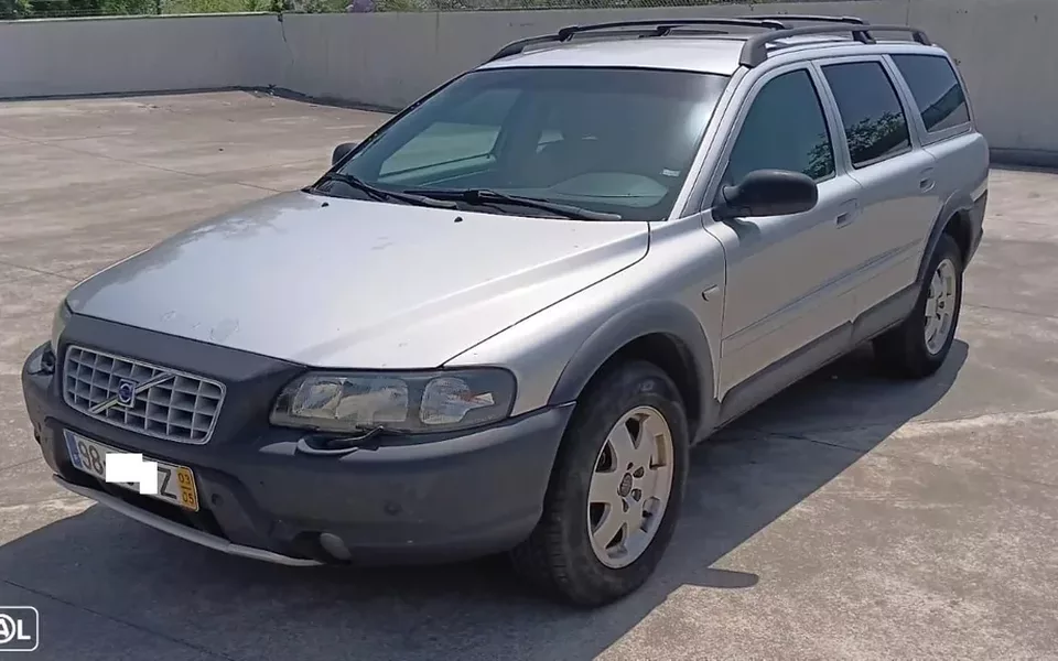 Volvo XC 70 D5 Nivel 2 Auto.