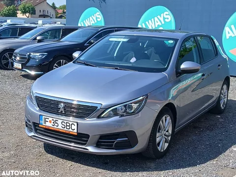 Peugeot 308 2021