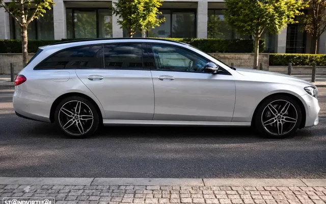 Mercedes-Benz E 220 d AMG 7L