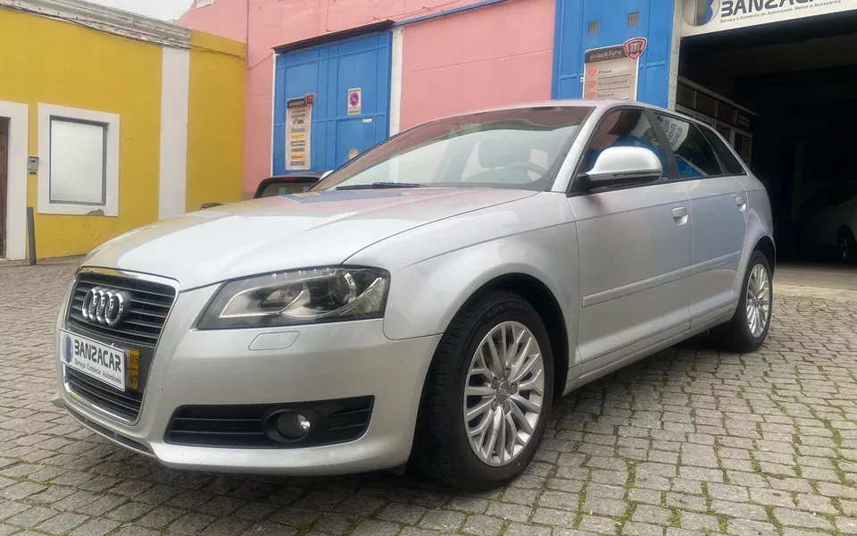 Audi A3 Sportback 2.0 TDi Attraction
