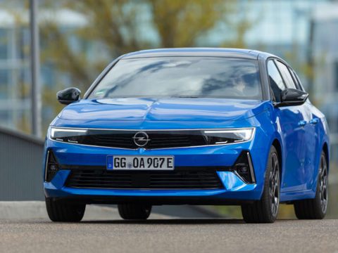 Opel Astra Sports Tourer 1.2 T Hybrid GS eDCT
