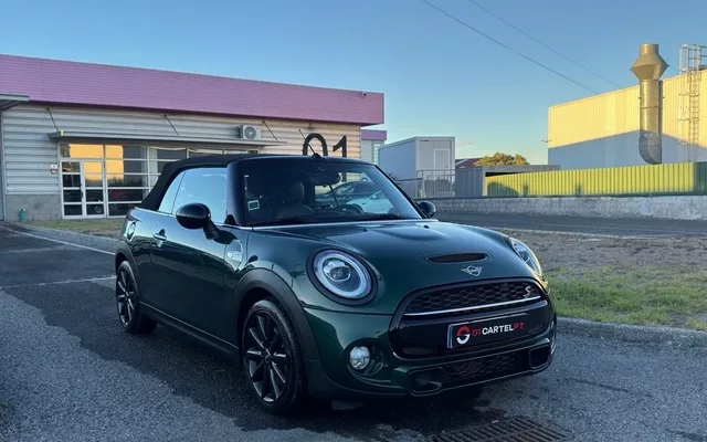MINI Cabrio Cooper S Auto Desportiva