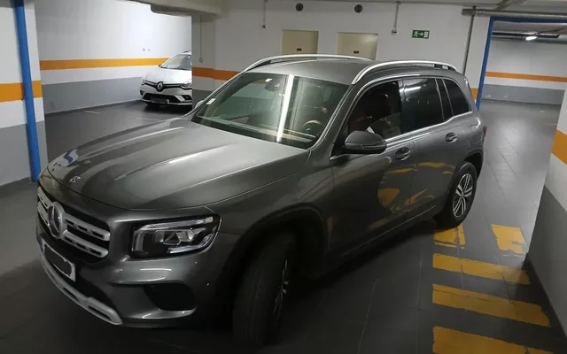 Mercedes-Benz GLB 180