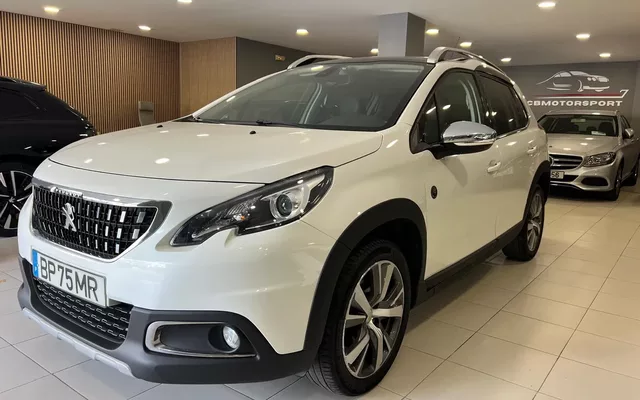 Peugeot 2008 PureTech 110 Stop&Start EAT6 Crossway