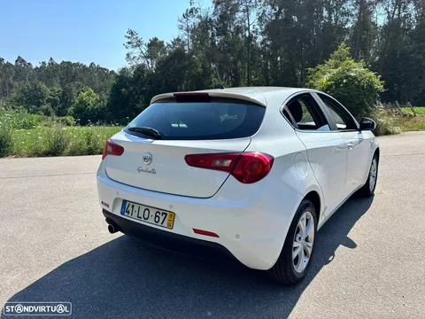 Alfa Romeo Giulietta 1.6 JTDM Distinctive