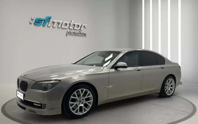 BMW Serie 7 740dA - 13900€ en Toledo