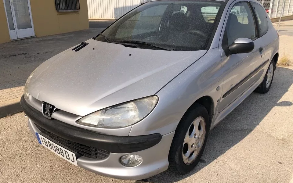 PEUGEOT 206 206 1.6 XS