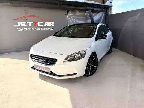 Volvo V40 2014 2.0 D4 Momentum