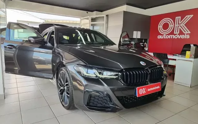 BMW 530e 2022 e Pack 50 anos M