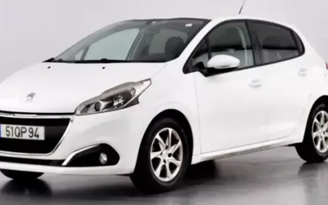 Peugeot 208 2015 1.2 PureTech Active