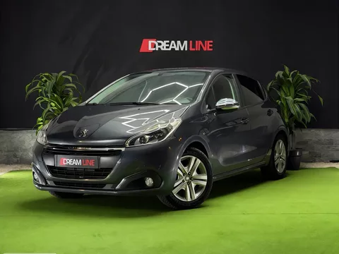 Peugeot 208 82 PureTech Style