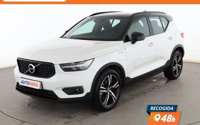 VOLVO XC40 1.5 T5 Recharge Plug-in Hybrid R Design 2WD