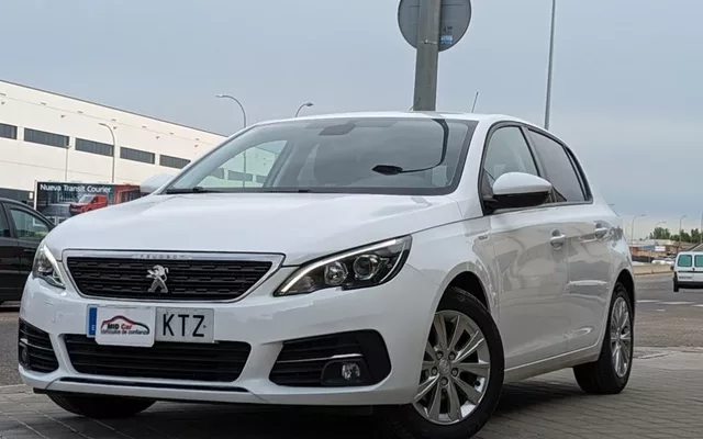 PEUGEOT 308 308 1.5BlueHDi S&S Style 130