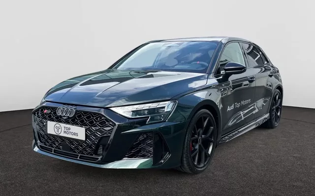 AUDI RS3 Sportback EXCLUSIVE TIEFGRÜN